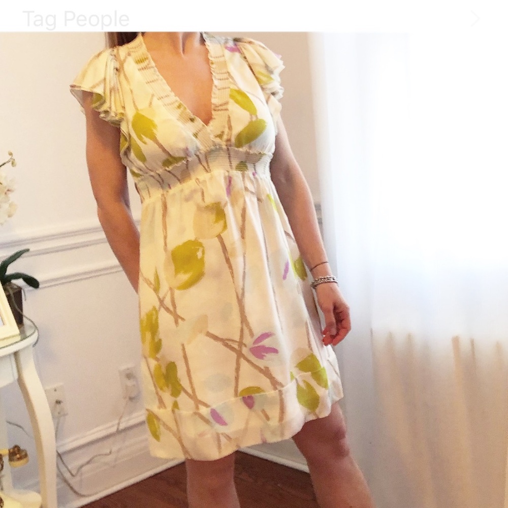 BCBG MAXAZRIA FLORAL DRESS X-SMALL PASTELS